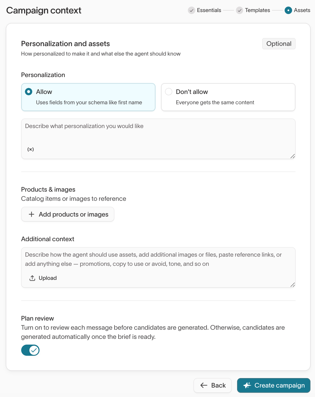 Assets step of the Campaign context form, with personalization, products and images, and plan review